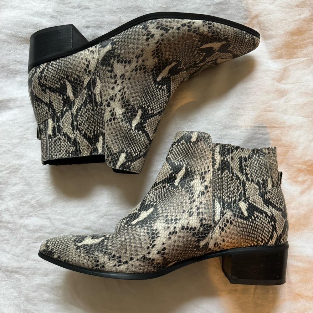 Halogen | booties